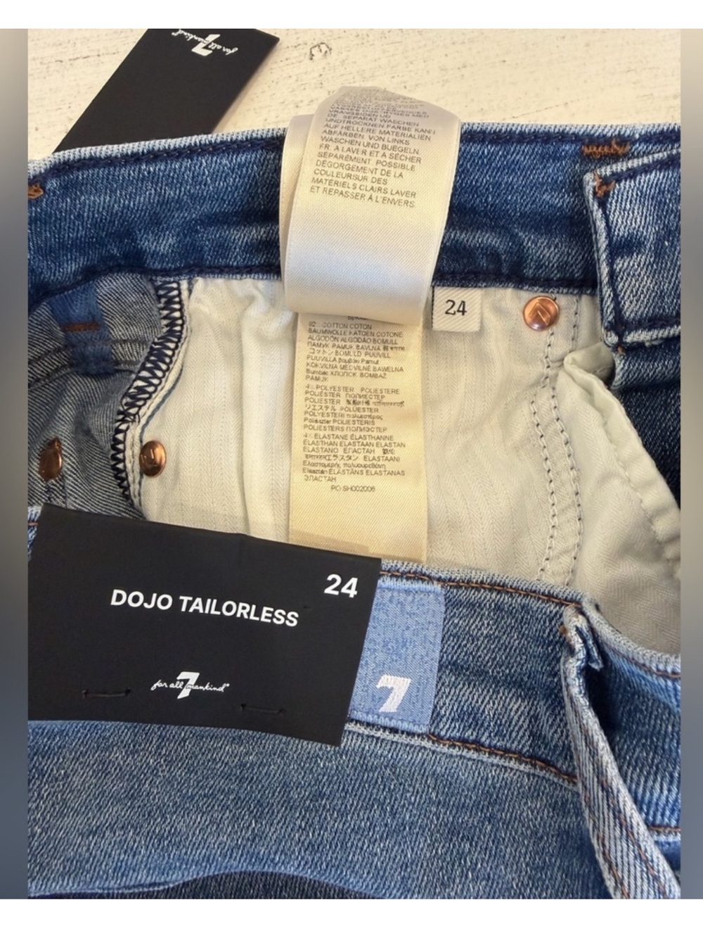 7 For All Mankind Tailorless Dojo Jeans Women's Flare Leg Trousers NWT Size 24 - Picture 6 of 7